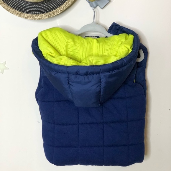 GABE Rogers puffer vest - Picture 4 of 8